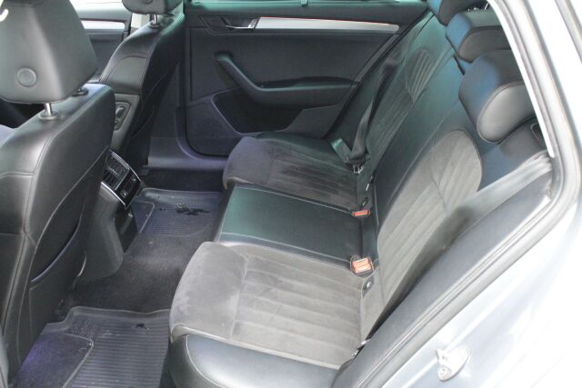 SKODA Superb 2016 Combi 2,0 TDI 150 Elegance DSG Autom.