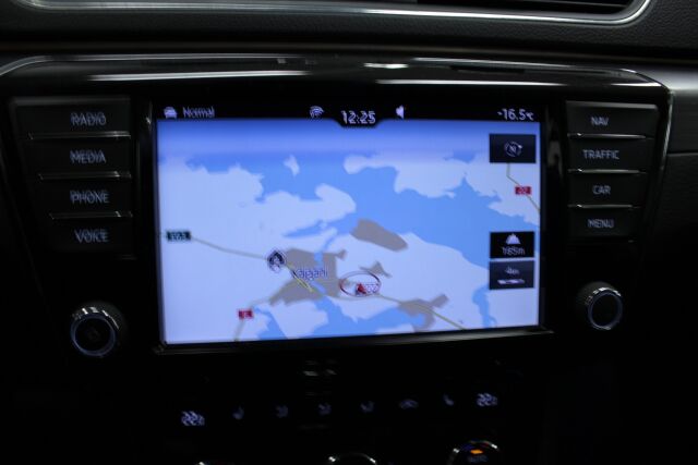 SKODA Superb 2016 Combi 2,0 TDI 150 Elegance DSG Autom.