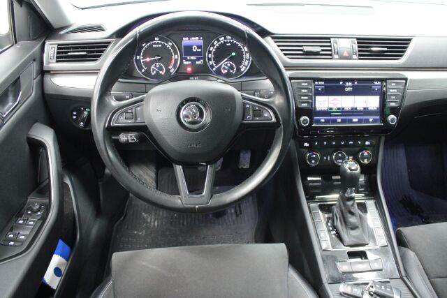 SKODA Superb 2016 Combi 2,0 TDI 150 Elegance DSG Autom.