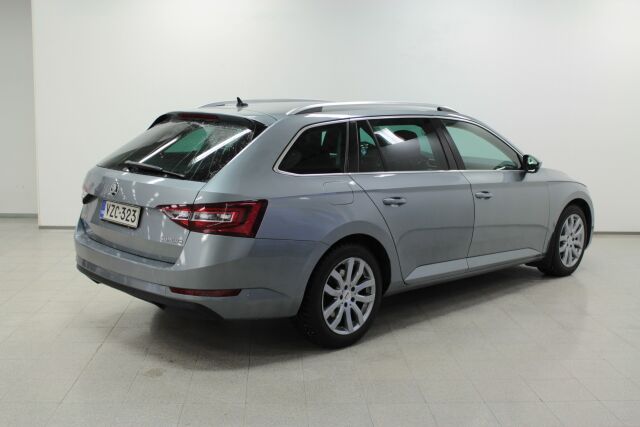 SKODA Superb 2016 Combi 2,0 TDI 150 Elegance DSG Autom.