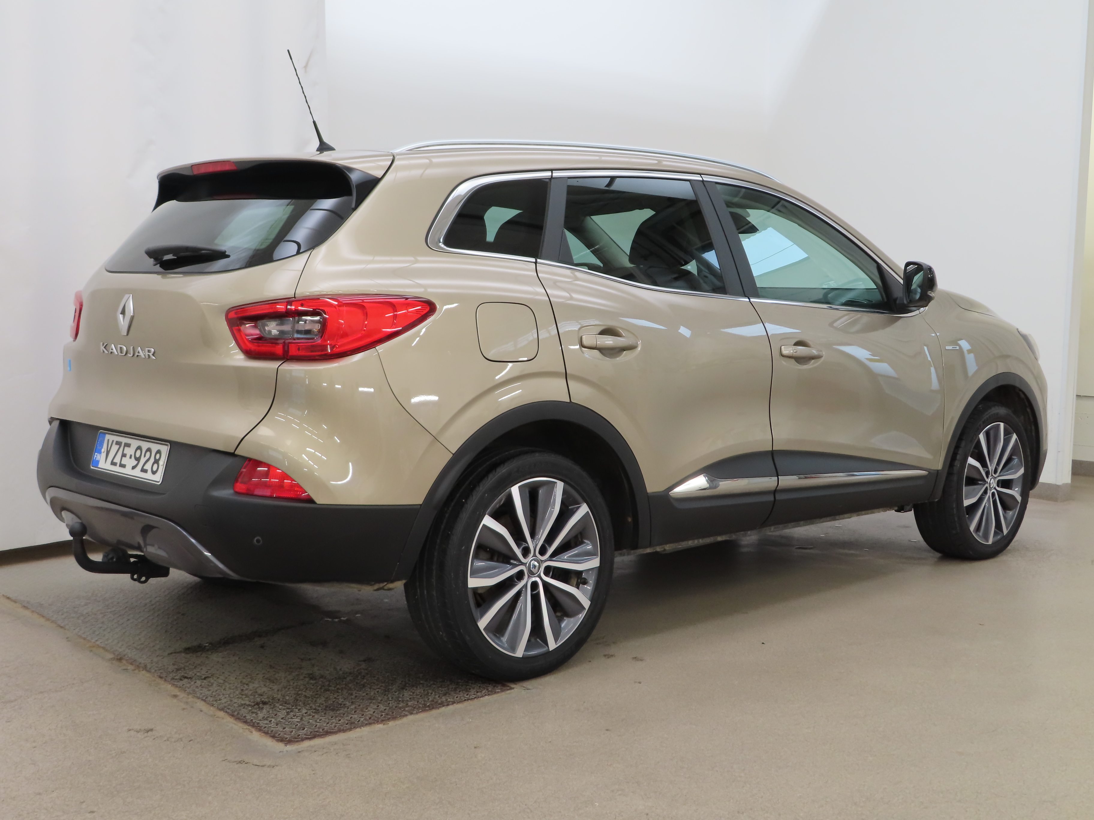 Renault Kadjar Energy TCe 130 EDC7-aut 2017, kuva 4/11