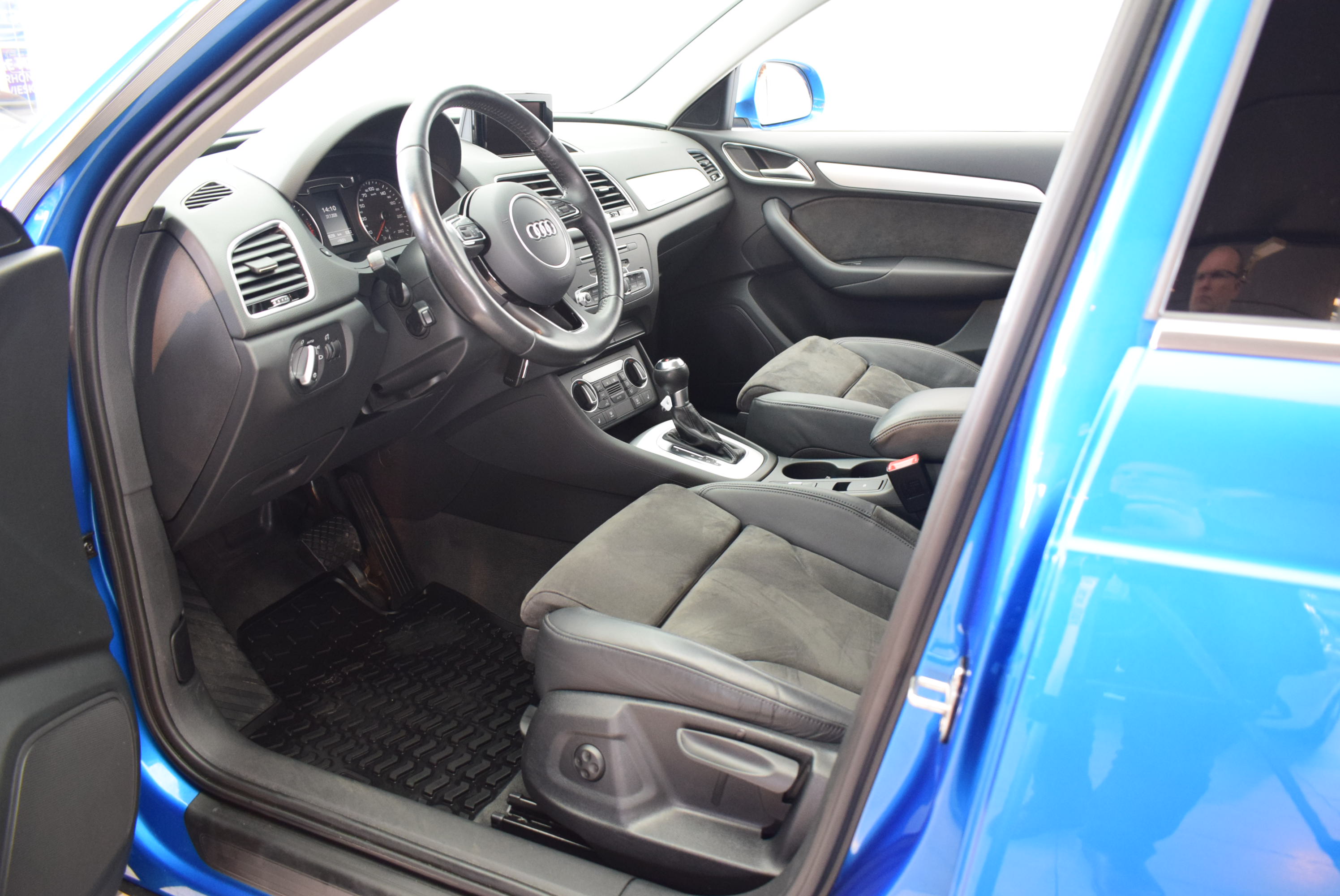 Audi Q3 2017, photo 7/12