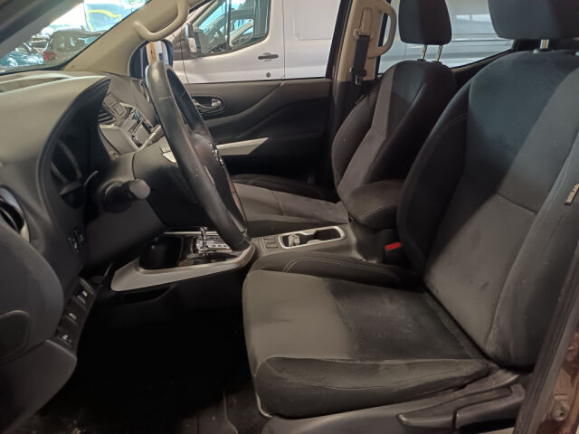 NISSAN Navara 2017 2.3dCi 190HV AUT DOUPLE CAP SIS ALV! *VETOKOUKKU  *AUTOM ILMASTOINTI *VAKKARI *