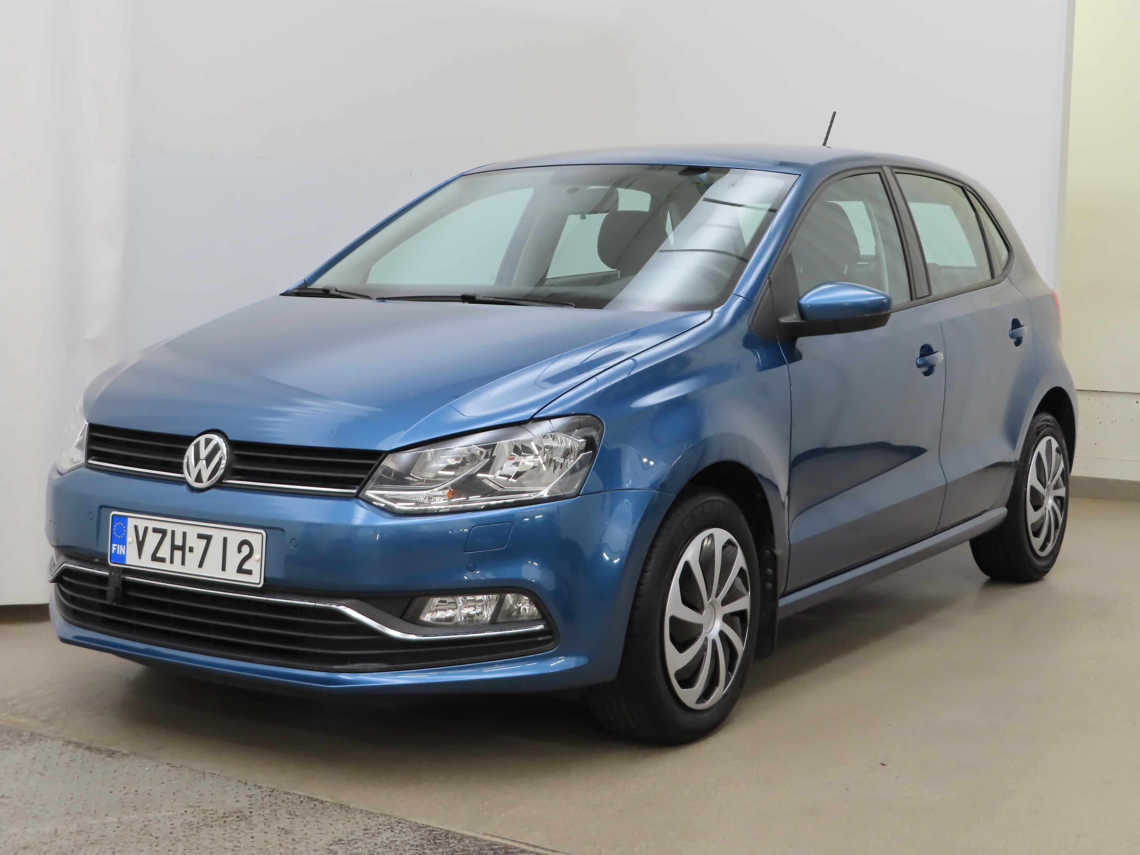 Volkswagen Polo 2017, photo 2/9