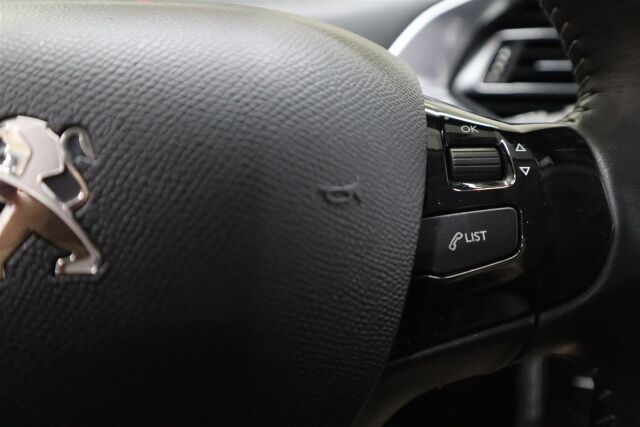 PEUGEOT 308 2017 Active PureTech 130