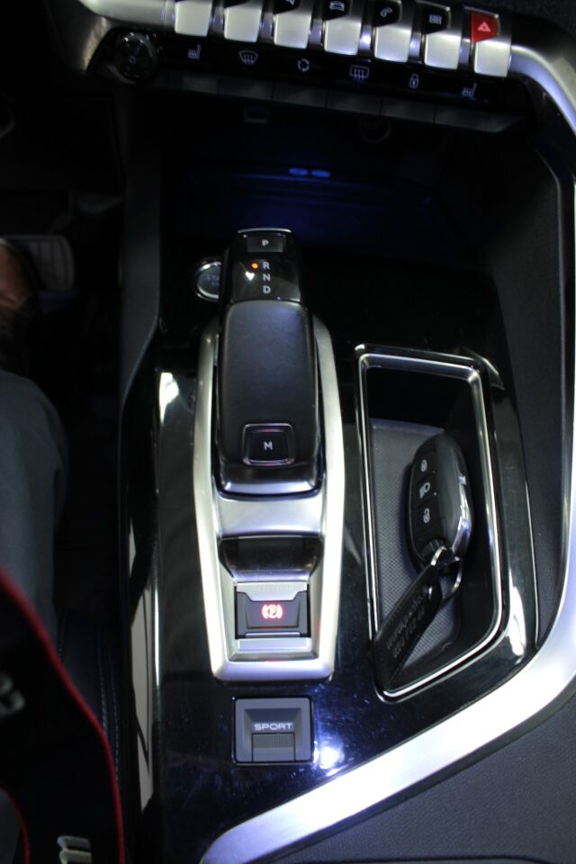 PEUGEOT 3008 2017 Allure PureTech 130 Automaatti