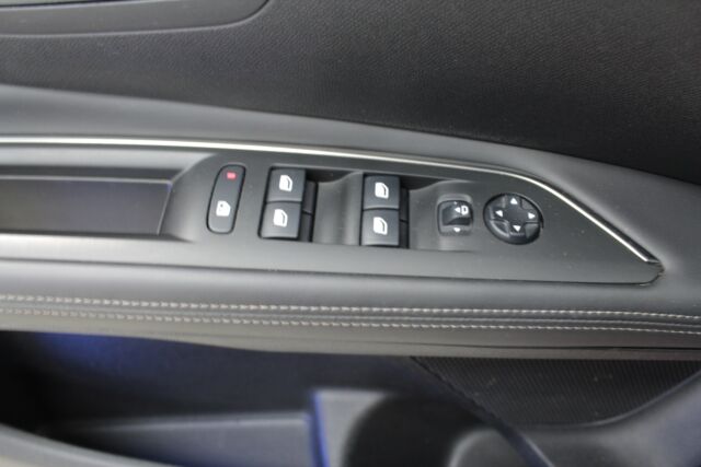 PEUGEOT 3008 2017 Allure PureTech 130 Automaatti