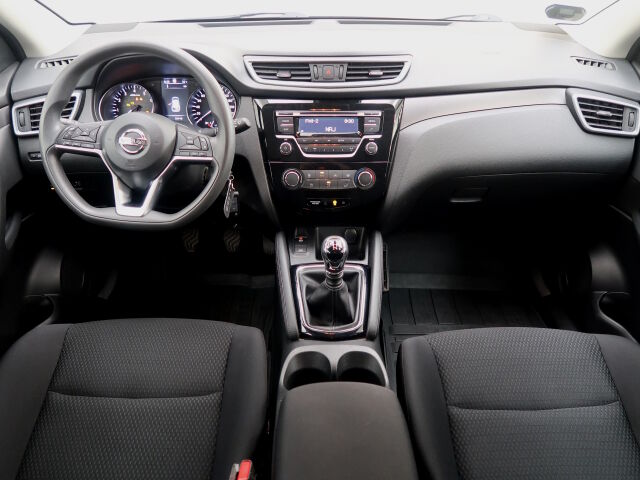 Nissan Qashqai 2017 DIG-T 115 Visia 2WD 6M/T PFEB