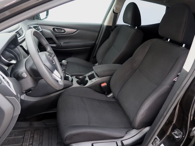 Nissan Qashqai 2017 DIG-T 115 Visia 2WD 6M/T PFEB