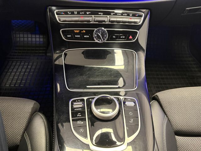 MERCEDES-BENZ E 2018 200 d T A Edition One Business