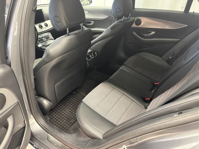MERCEDES-BENZ E 2018 200 d T A Edition One Business