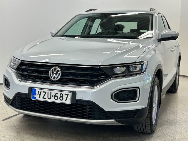 VOLKSWAGEN T-Roc 2018 Style 1,0 TSI 85 kW (115 hv)  Näppärä ja supersuosittu T- Roc. Soita 050 3622763