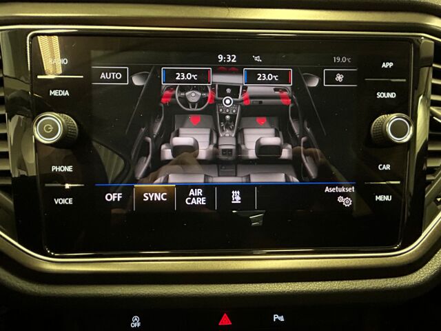 VOLKSWAGEN T-Roc 2018 Style 1,0 TSI 85 kW (115 hv)  Näppärä ja supersuosittu T- Roc. Soita 050 3622763