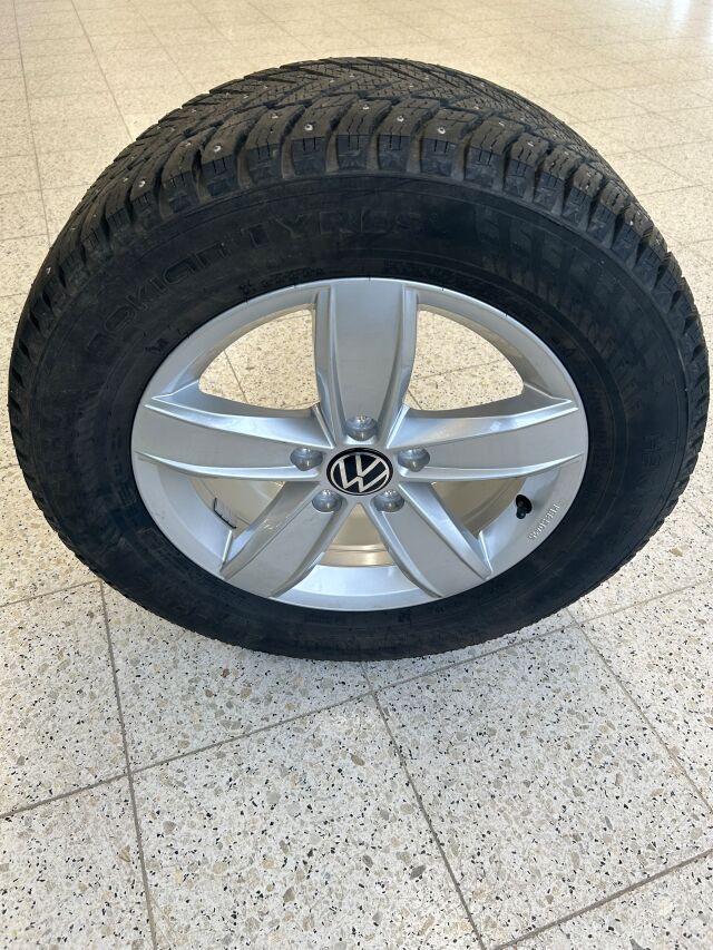 VOLKSWAGEN T-Roc 2018 Style 1,0 TSI 85 kW (115 hv)  Näppärä ja supersuosittu T- Roc. Soita 050 3622763