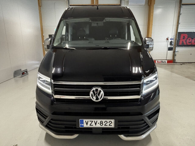 VOLKSWAGEN CRAFTER 2018 2.0TDI 177HV AUTOM 2+4 M-A *WEBASTO *NAHAT* LED *KOUKKU