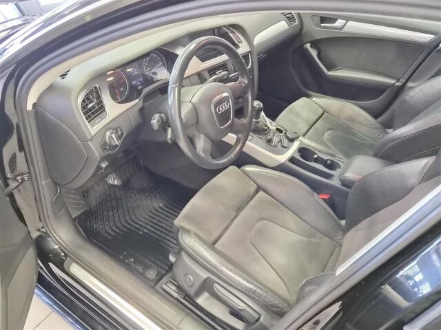 AUDI A4 2008 Sedan 2,0 TDI 105 kW Business  * Vetokoukku / Moottorinlämmitin *