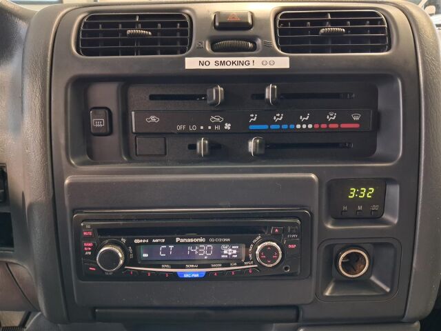 TOYOTA Hiace 2006 2,5 D-4D 90 4ov