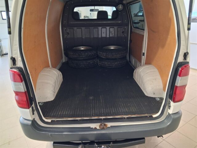 TOYOTA Hiace 2006 2,5 D-4D 90 4ov