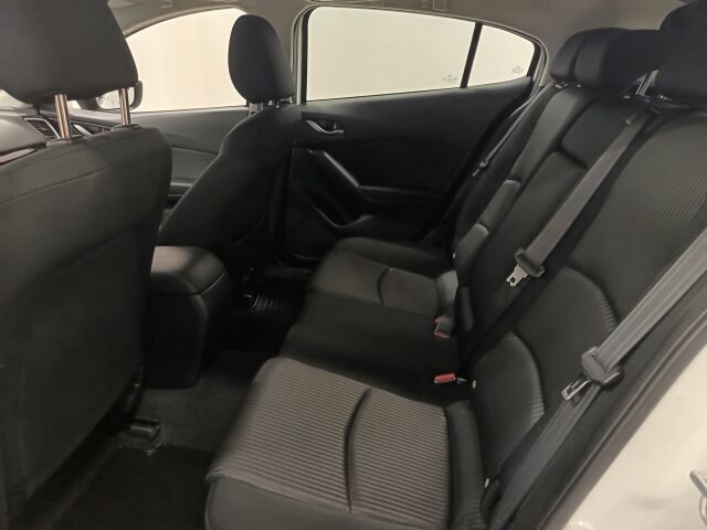 MAZDA Mazda3 2014 5HB 2,0 (120) SKYACTIV-G Premium 6MT 5ov **HYVIN PIDETTY JA SIISTI PELI**