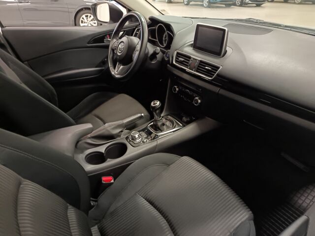 MAZDA Mazda3 2014 5HB 2,0 (120) SKYACTIV-G Premium 6MT 5ov **HYVIN PIDETTY JA SIISTI PELI**