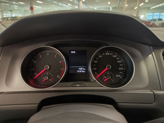 VOLKSWAGEN Golf 2013 Variant Trendline 1,2 TSI 63 kW (85 hv) BlueMotion Technology