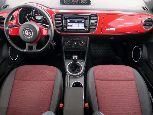 Volkswagen Beetle 2013 Design 1,2 TSI 77 kW (105 hv)