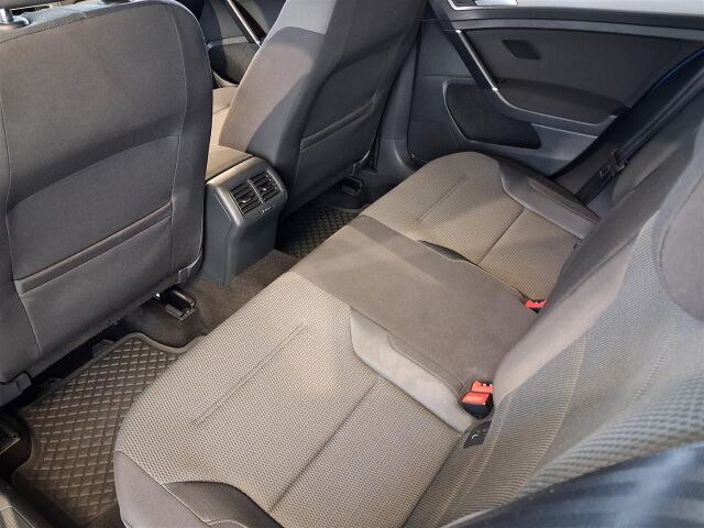 VOLKSWAGEN Golf 2015 Variant Comfortline Edition 40 1,2 TSI 77 kW (105 hv) BMT