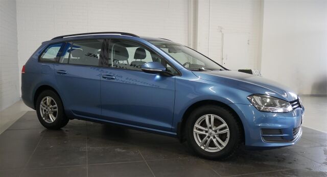 VOLKSWAGEN Golf 2015 Variant Comfortline Edition 40 1,6 TDI 77 kW (105 hv) BMT DSG-automaatti