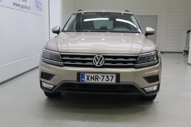 VOLKSWAGEN Tiguan 2016 Comfortline 2,0 TDI SCR 110 kW (150 hv) 4MOTION