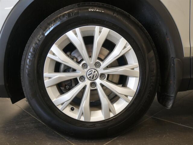 VOLKSWAGEN Tiguan 2016 Trendline 1,4 TSI 92 kW (125 hv)