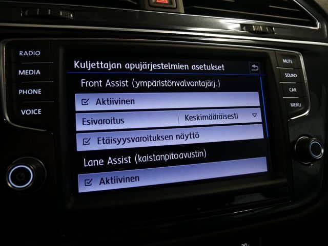 VOLKSWAGEN Tiguan 2016 Trendline 1,4 TSI 92 kW (125 hv)