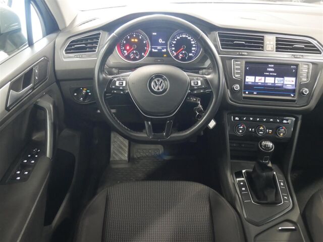 VOLKSWAGEN Tiguan 2016 Trendline 1,4 TSI 92 kW (125 hv)