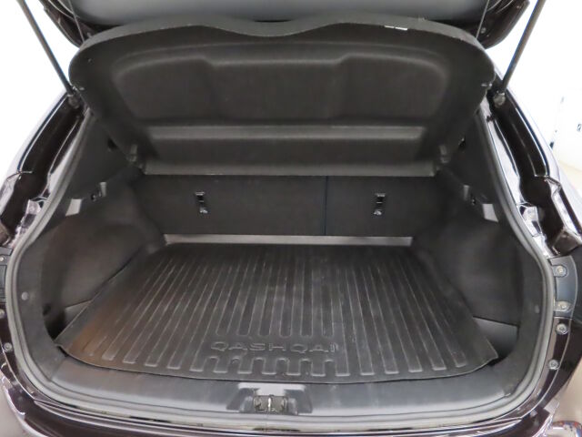 Nissan Qashqai 2016 DIG-T 163 Acenta 2WD 6M/T Safety Pack