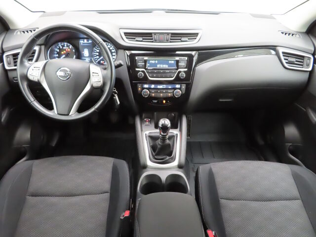 Nissan Qashqai 2016 DIG-T 163 Acenta 2WD 6M/T Safety Pack