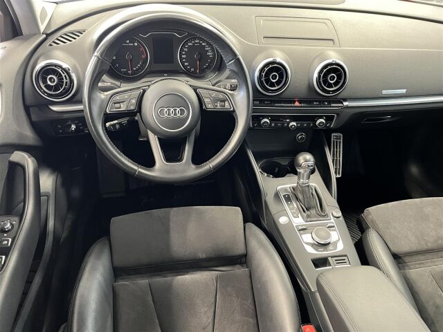 AUDI A3 2016 Sedan Business Sport SE 1,0 TFSI 85 kW S tronic, adapt.vakkari! Upea yksilö vähillä kilometreillä!