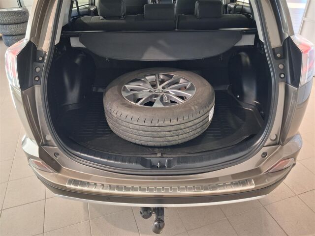 TOYOTA RAV4 2017 2,5 Hybrid AWD Hybrid Edition