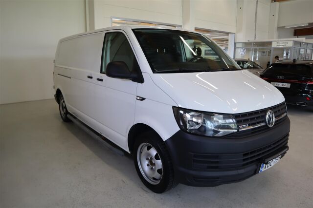 VOLKSWAGEN Transporter 2017 umpipakettiauto pitkä 2,0 TDI 110 kW 4Motion DSG    Alv-auto!