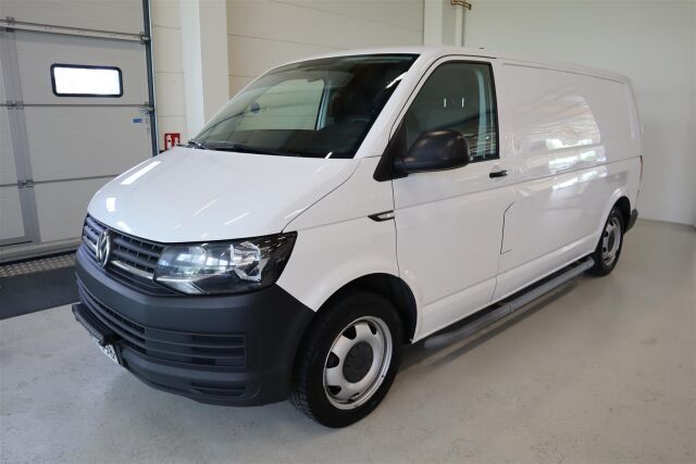 VOLKSWAGEN Transporter 2017 umpipakettiauto pitkä 2,0 TDI 110 kW 4Motion DSG    Alv-auto!
