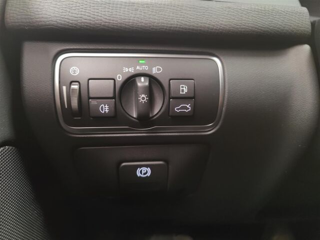 VOLVO XC60 2017 D4 AWD Classic Summum aut