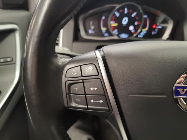 VOLVO XC60 2017 D4 AWD Classic Summum aut