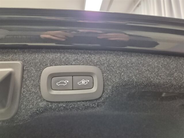 VOLVO S90 2017 D4 Momentum aut   * ACC / Webasto / Sähköinen takaluukku *