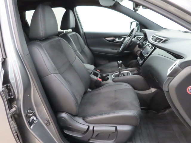 Nissan Qashqai 2017 DIG-T 115 N-Vision 2WD 6M/T