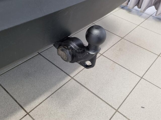 SKODA Kodiaq 2018 2,0 TDI 150 Ambition DSG Autom. / Koukku / Tutkat / Lohkolämmitin /