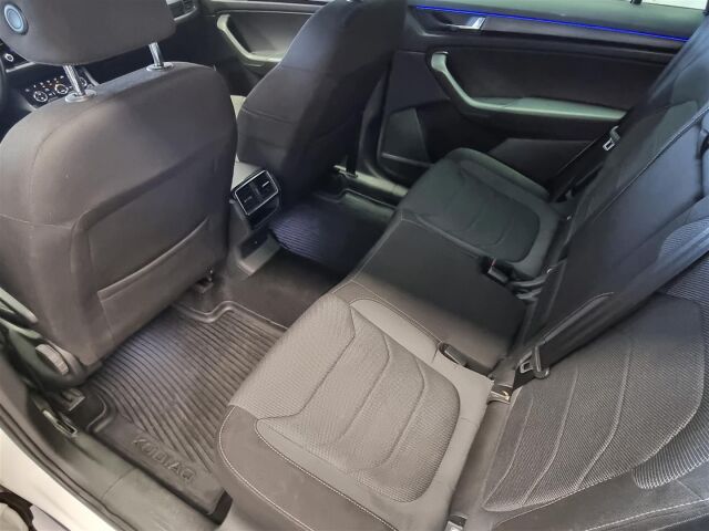 SKODA Kodiaq 2018 2,0 TDI 150 Ambition DSG Autom. / Koukku / Tutkat / Lohkolämmitin /