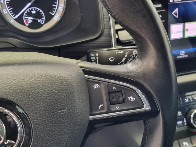 SKODA Kodiaq 2018 2,0 TDI 150 Ambition DSG Autom. / Koukku / Tutkat / Lohkolämmitin /