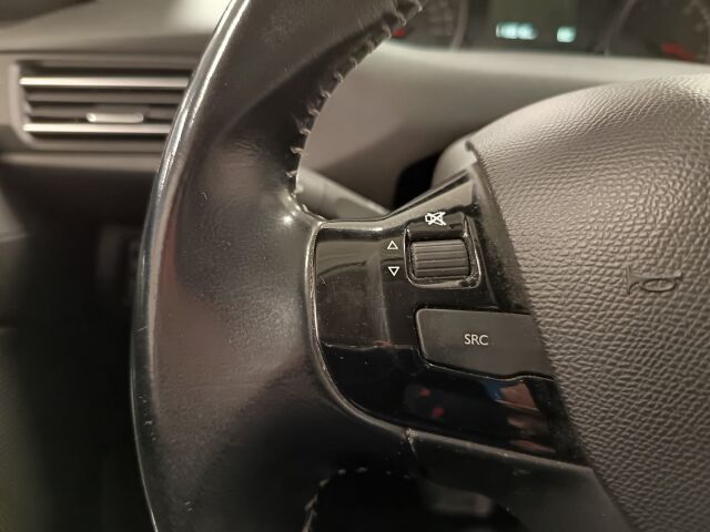 PEUGEOT 308 2018 SW Active PureTech 130 Aut.**sopivasti ajettu mukava farkku*