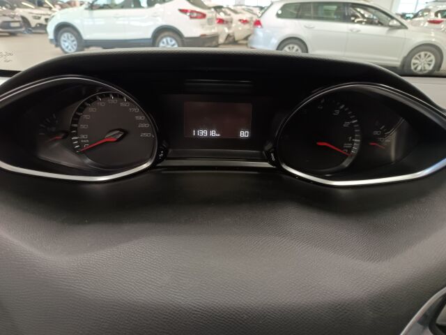 PEUGEOT 308 2018 SW Active PureTech 130 Aut.**sopivasti ajettu mukava farkku*