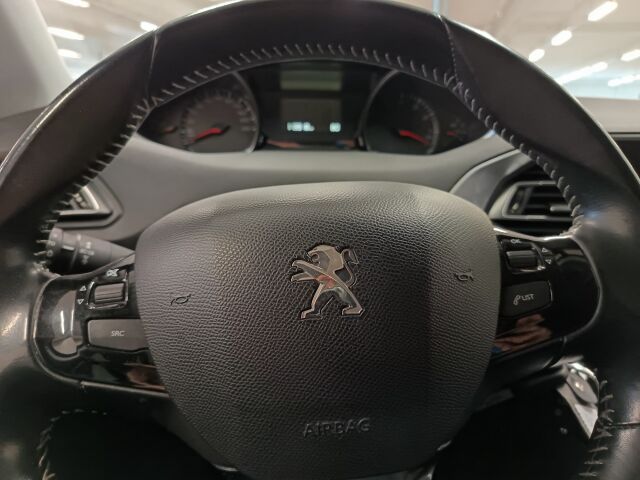 PEUGEOT 308 2018 SW Active PureTech 130 Aut.**sopivasti ajettu mukava farkku*