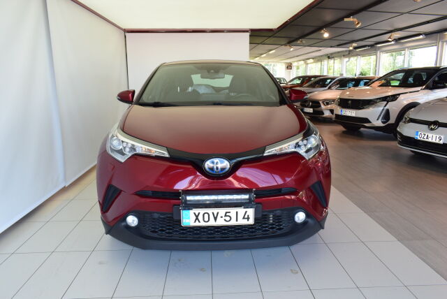TOYOTA C-HR 2018 1,8 Hybrid Active