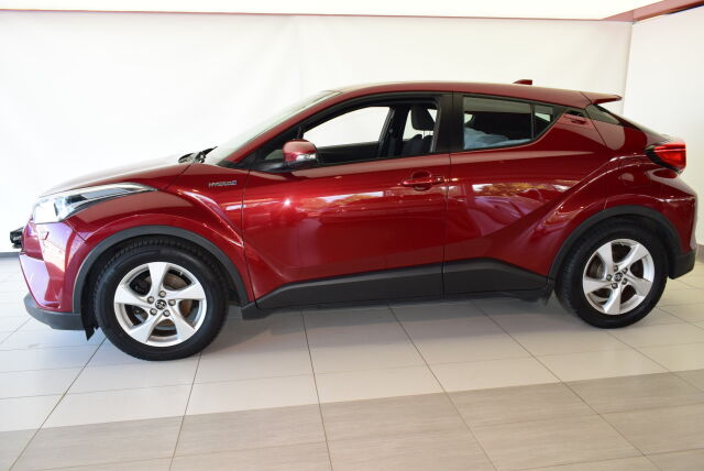 TOYOTA C-HR 2018 1,8 Hybrid Active